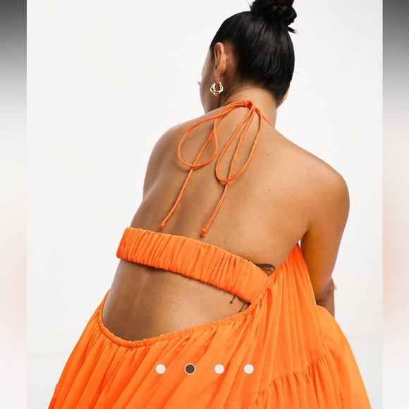 Detail halter neck trapeze tiered maxi dress in bright orange - Picture 2 of 3